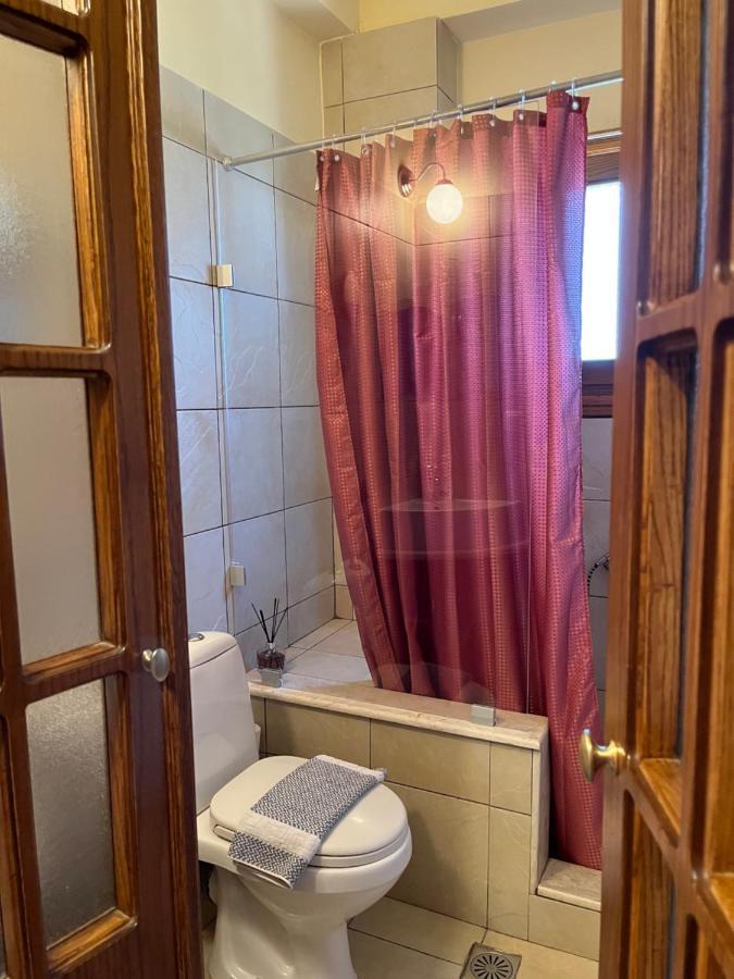 Guesthouse Kaliepia 이에리소스 외부 사진