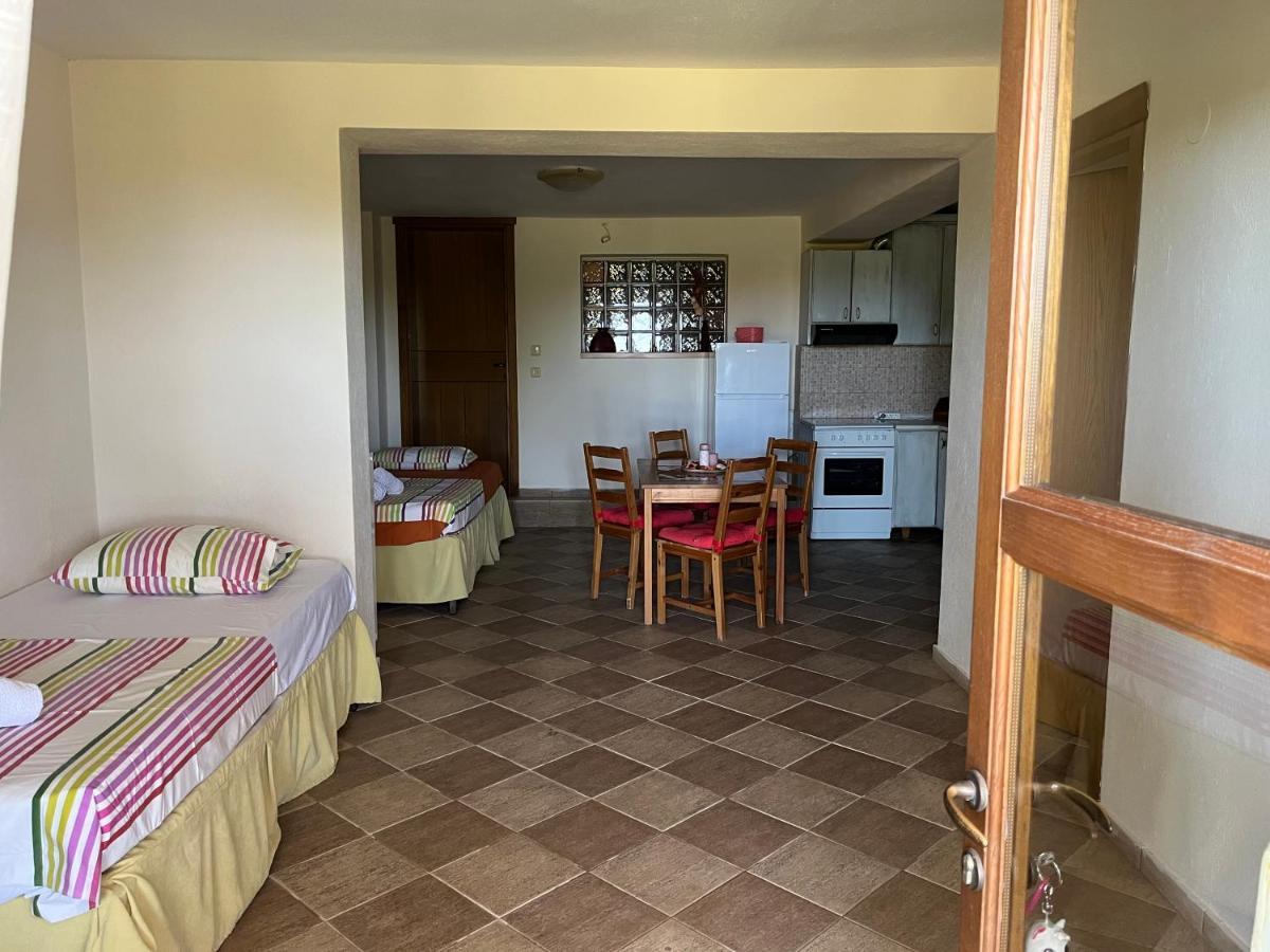Guesthouse Kaliepia 이에리소스 외부 사진